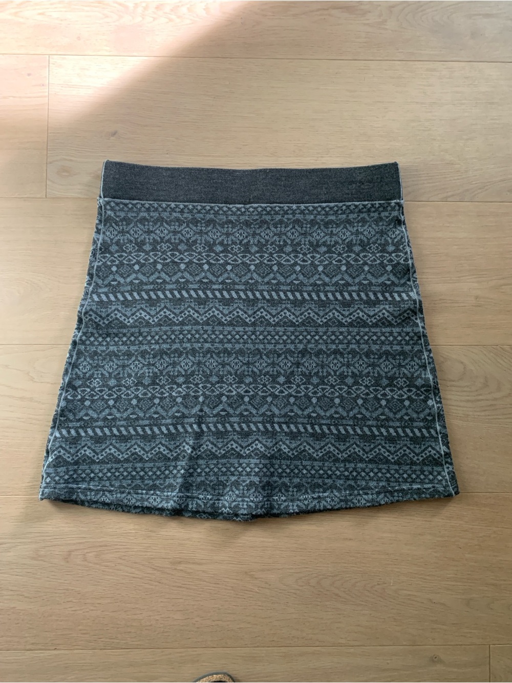 NWOT Kuhl Adriana Skirt Women M Merino Wool Blend Nordic Jacquard Winter Outdoor